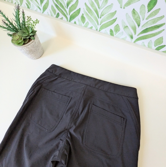 Black Athleta workout slim leg pants 8 tall - Picture 8 of 12